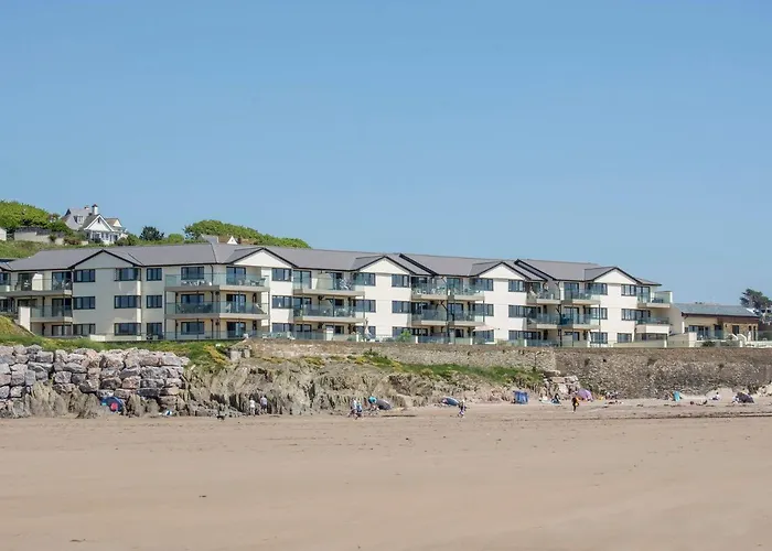 17 Burgh Island Causeway