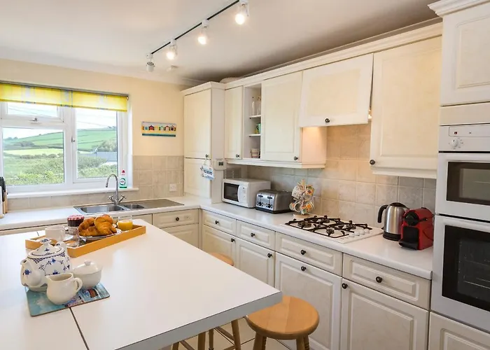 3 Thurlestone Rock