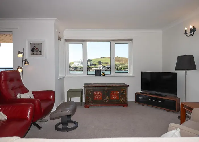 14 Burgh Island Causeway